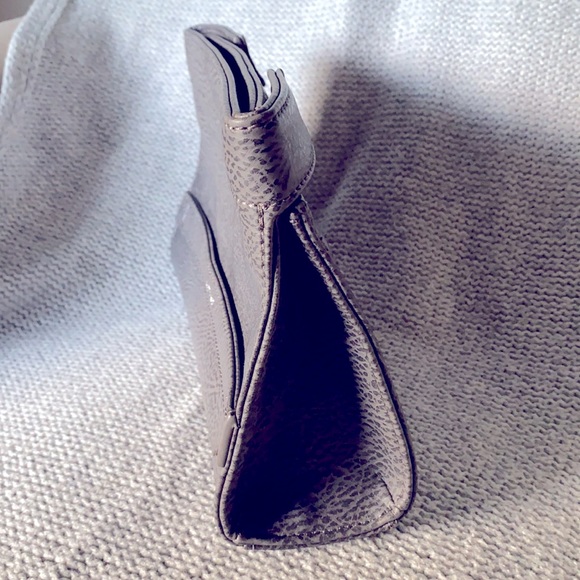 MATT & NAT Grey Everyday City Clutch - Picture 2 of 8